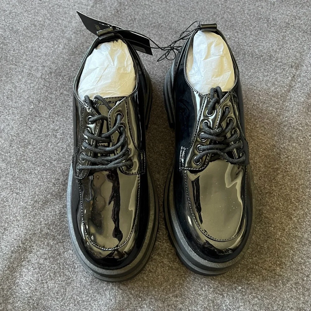 Forever 21 Black Patent Leather Platform Oxfords